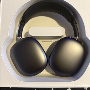 Air Pod Max Noise Cancellation Earphones